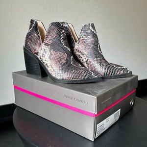 Vince Camino Gigietta Bootie in Mauve Multi Tri-Color Snake